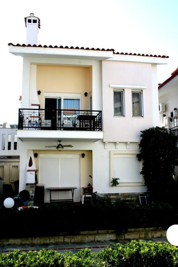 Just 20 Meters From The Beach توروني المظهر الخارجي الصورة