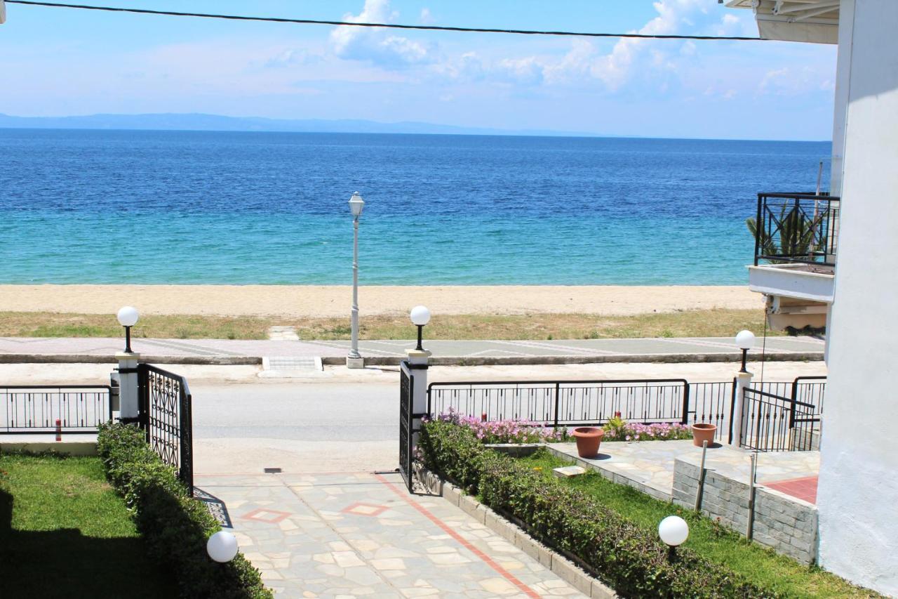 Just 20 Meters From The Beach توروني المظهر الخارجي الصورة